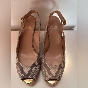 Stuart Weitzman Women's Tan Snakeskin Slingback Wedges
